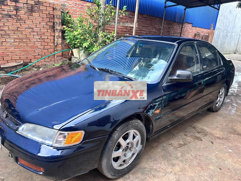 Honda Accord 1994 2.0 MT - 12345 km