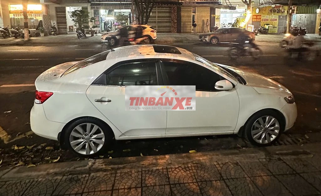 KIA Cerato 2010 Trắng 126.000 km