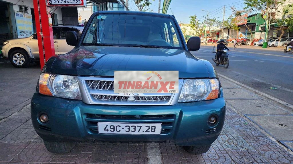 Mitsubishi Pajero 2004, 2 cầu, số sàn..