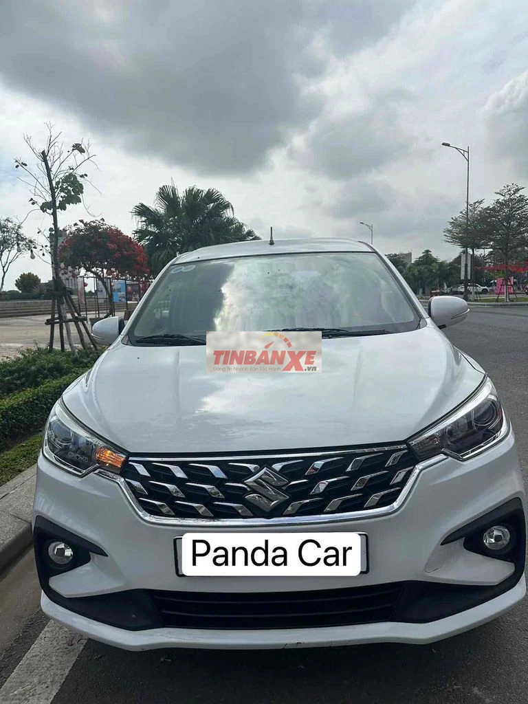 Suzuki Ertiga Hybrid 2024 1.5AT giá 235 triệu