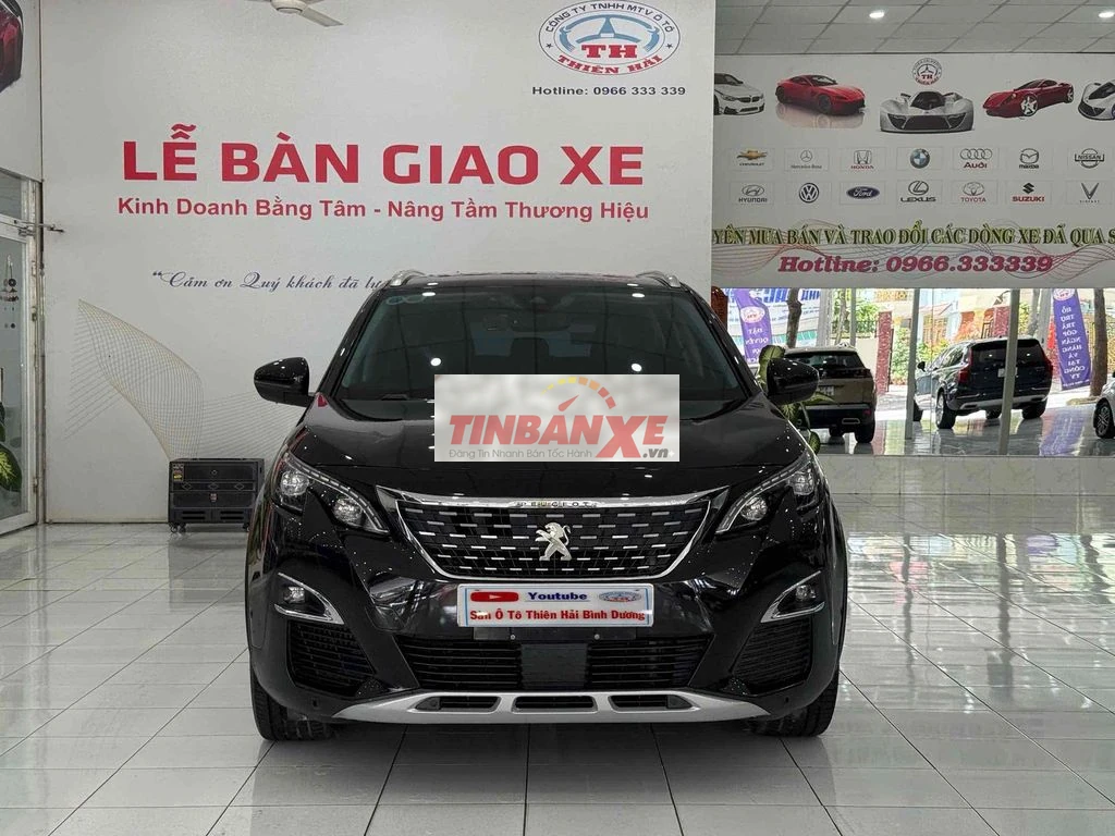 Peugeot 5008 2018 Đen 10 vạn km