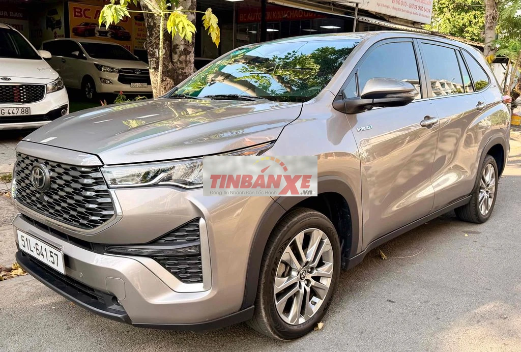 Innova 2.0 cross hybrid 2023 cực chất máy zin