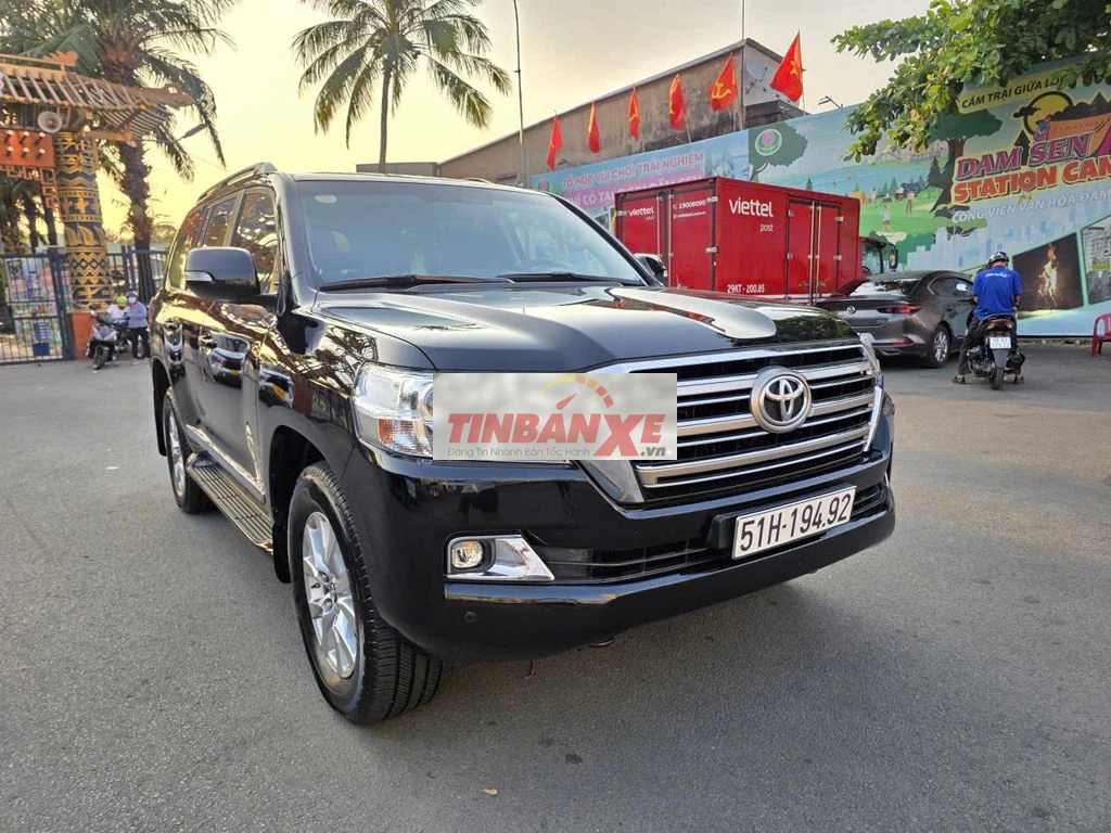 Toyota Land Cruiser 2020 Đen