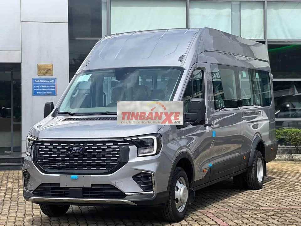 Ford Transit 2026, giá tốt, sẵn xe đủ mẫu.
