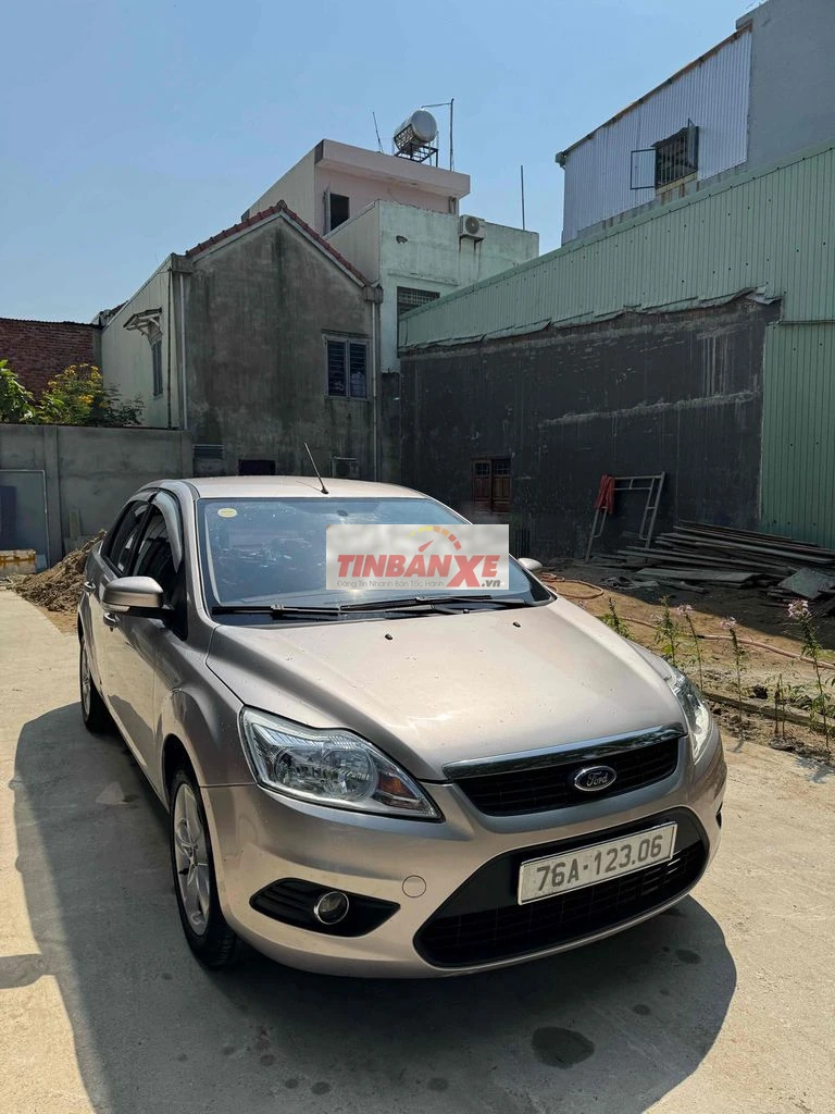 Ford Focus 2011 1.8 MT - 150000 km