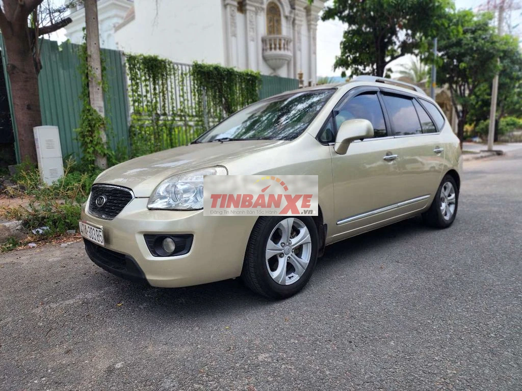 Cần bán xe Kia Carens 2016 2.0 MT