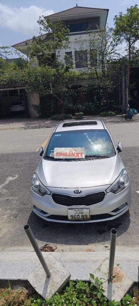 Kia K3 2015 1.6at 110000 km bạc