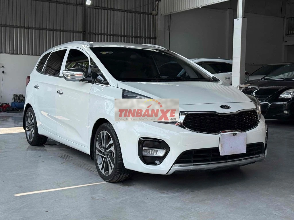 Hình ảnh Kia Rondo cũ rao bán trên Tinbanxe.vn
