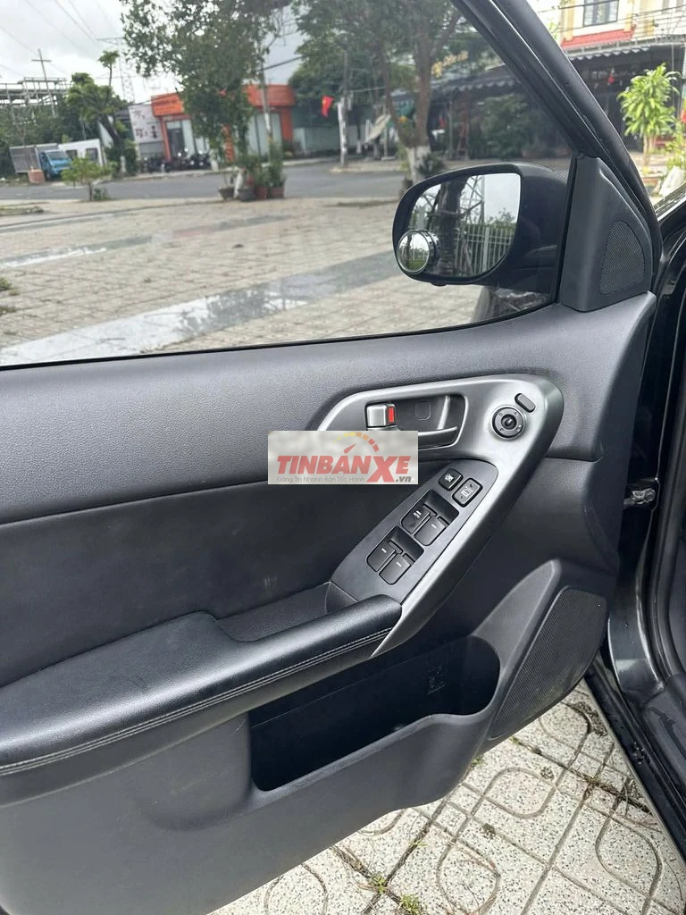 Kia Forte 1.6 AT si đen