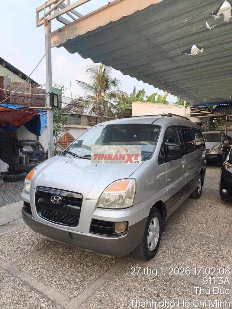 Hyundai Starex 2004 - 150000 km