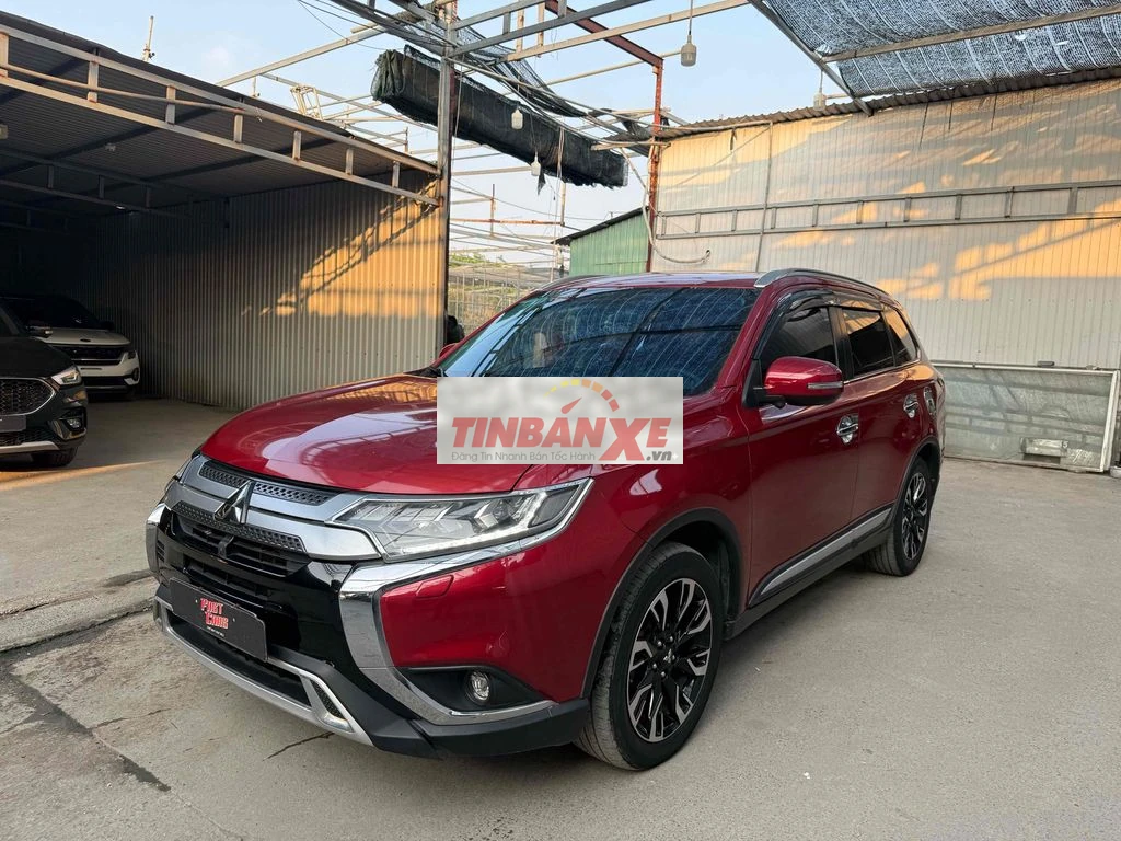 Mitsubishi Outlander 2.0 Premium 2020 một chủ