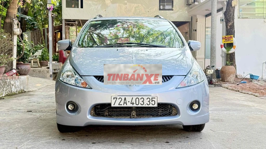 Mitsubishi Grandis 2005 Bạc