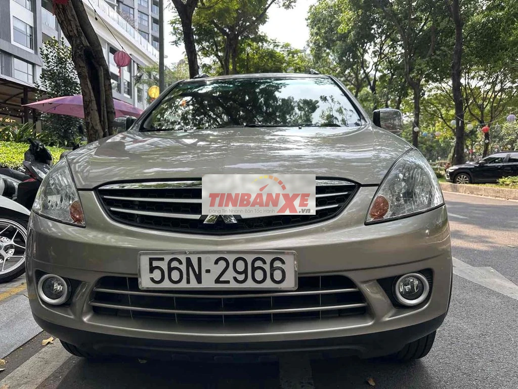 Mitsubishi Zinger 2009 GLS 2.4 MT - 39 km