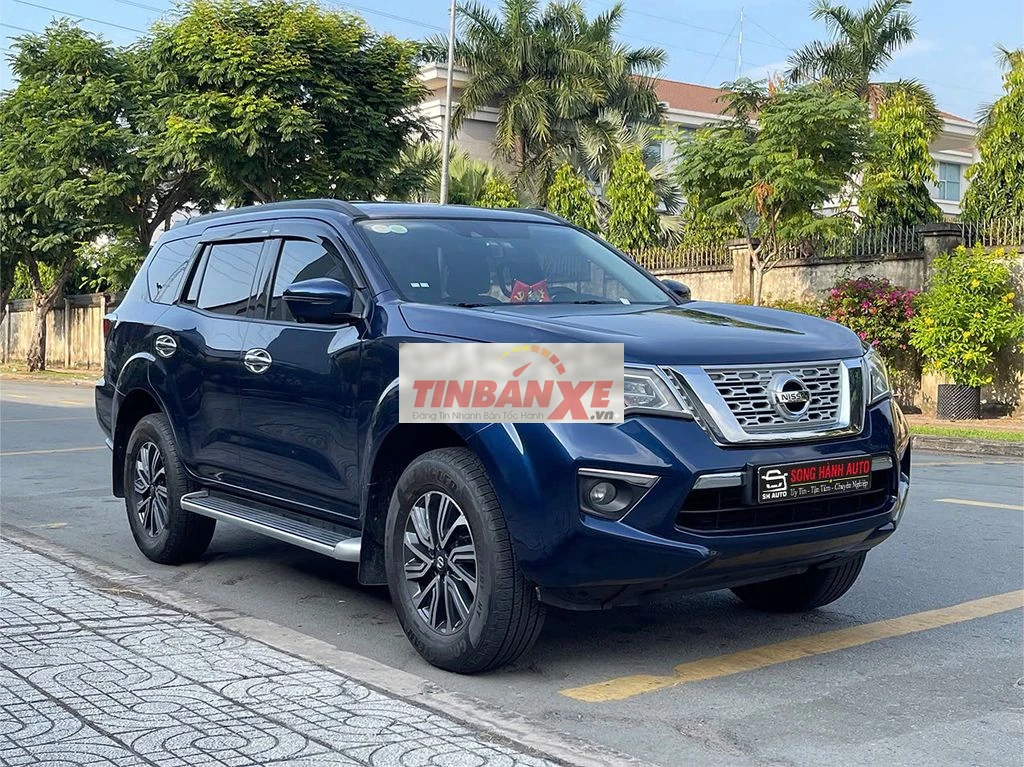 Nissan Terra 2018 V Xanh Cavansite cứng ngắt