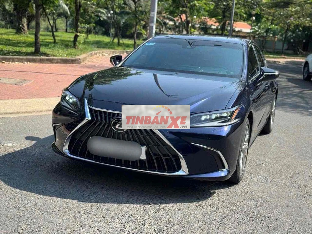 Lexus ES250 2023 Xanh 30000 km