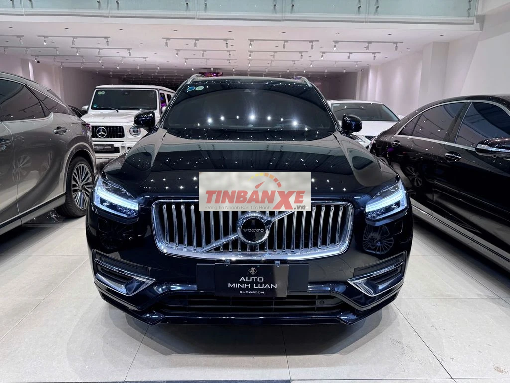 Volvo XC90 2022 Recharge T8 AWD - 19000 km