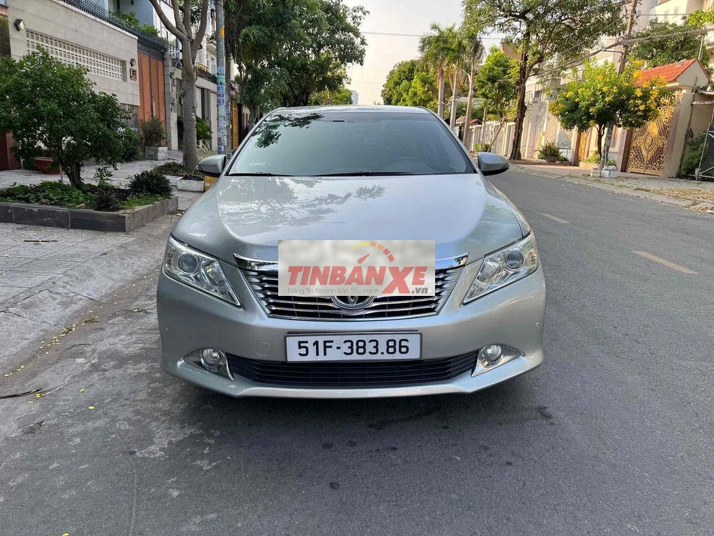 Toyota Camry 2013 2.5 Q Ghi bạc