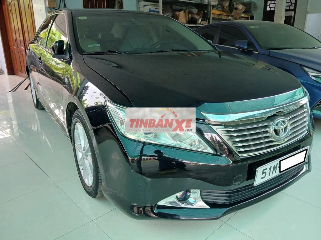 Toyota Camry 2.5 G Đen 121.000 km
