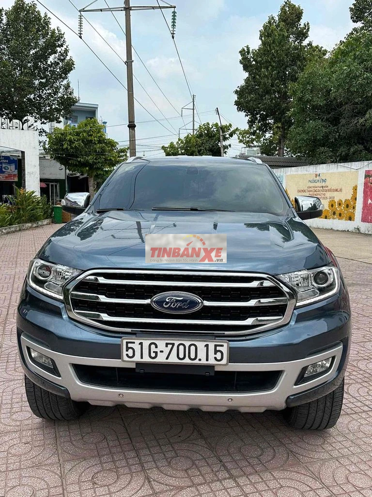 Ford Everest 2019 Titanium 2.0L 4x2 AT - 120000 km