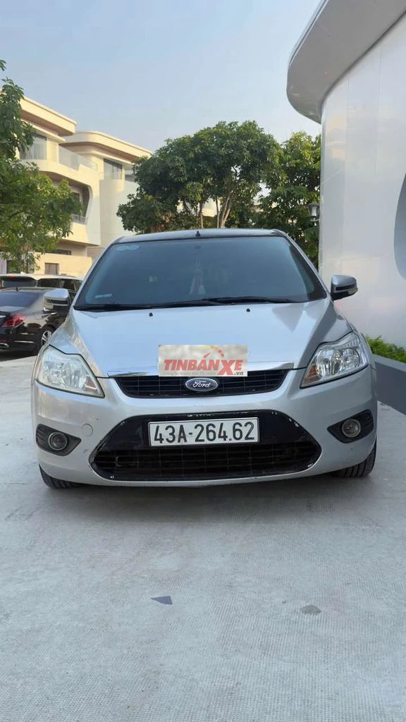 Ford Focus Bạc Số tự động