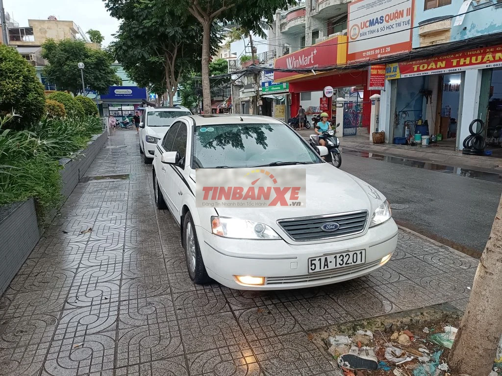 Ford Mondeo 2003 Trắng Hư hộp số
