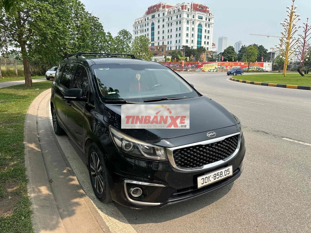 Kia Sedona 2016 màu Đen