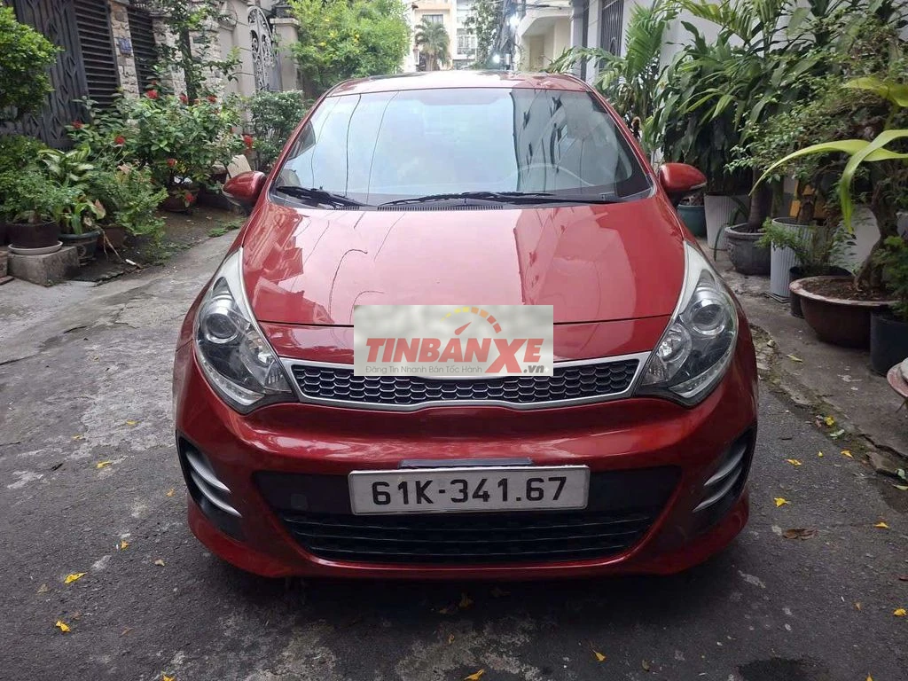 Kia Rio Hatchback 2015 đẹp