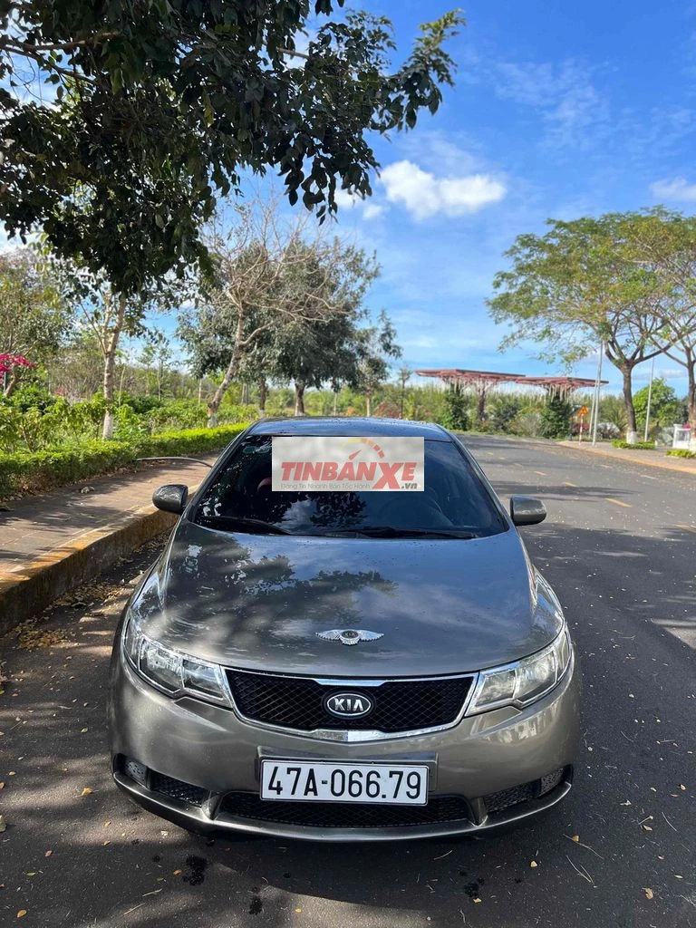 Kia Forte 2009 Xám Số sàn