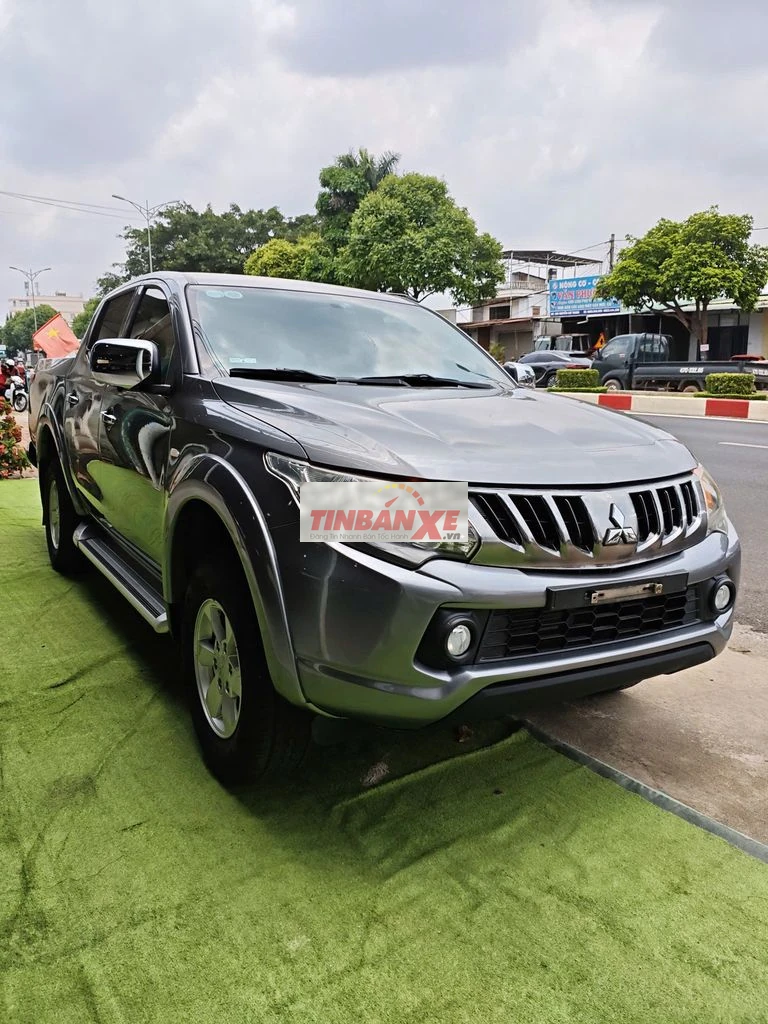 Mitsubishi Triton 2018 tự động 1 cầu