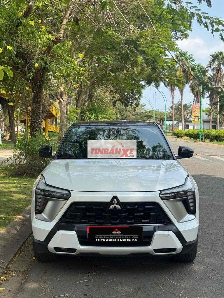 Mitsubishi Xforce Exceed 2024 43.000 km Trắng