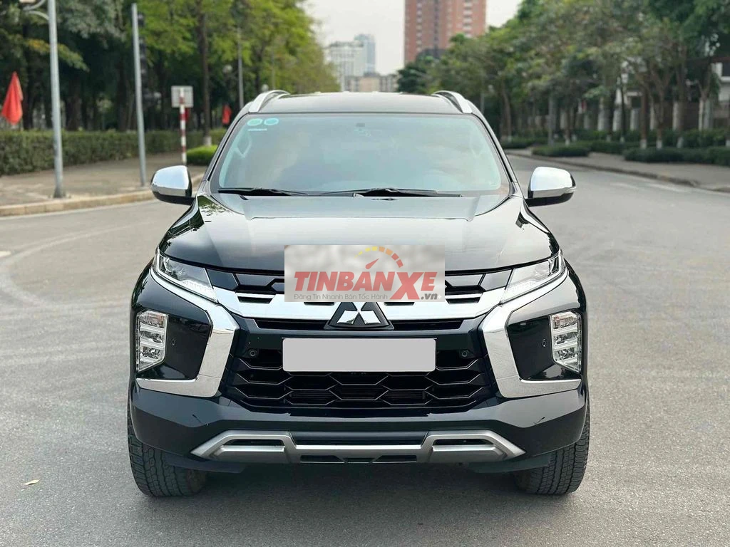 Mitsubishi Pajero Sport 2024 3.0V6 4x4 Đen 19000Km