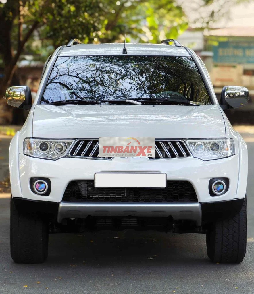 Mitsubishi Pajero Sport 2014 tự động máy dầu, CHẤT