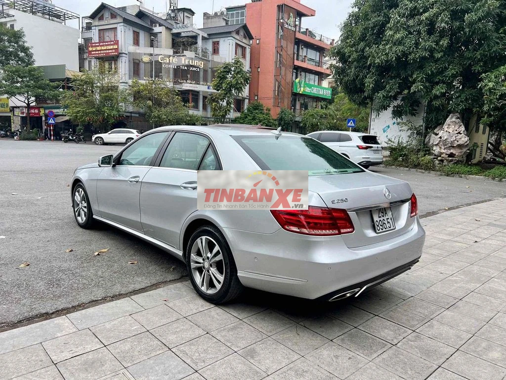 Mercedes-Benz E250 2013 Bạc 180000 km