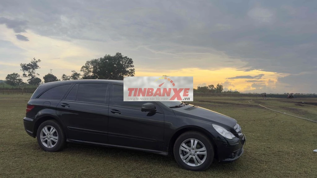 Mercedes-Benz R350 2008 Đen