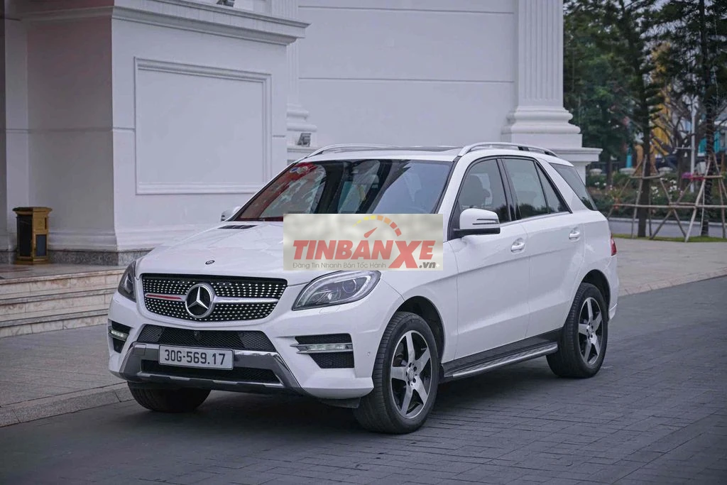 Mercedes-Benz ML 400 Trắng 110000 km