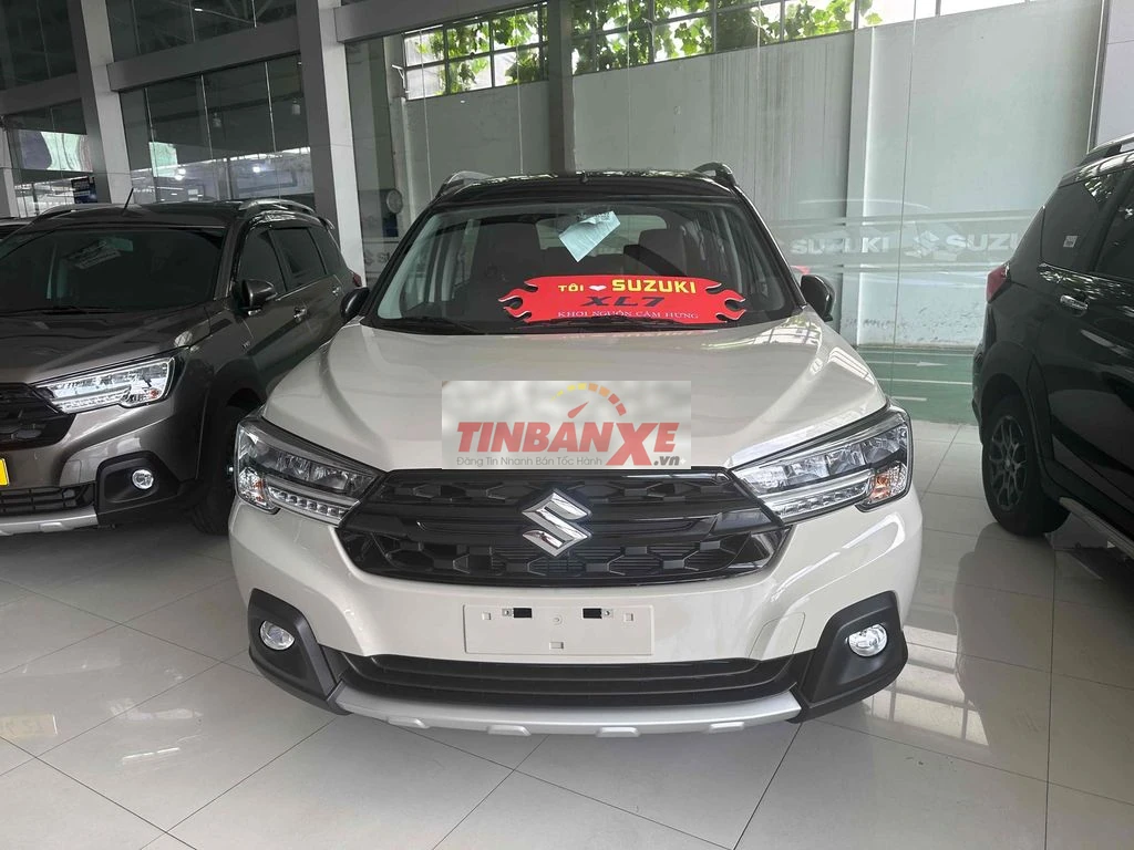 Suzuki XL7 2026 sẵn xe giao ngay chỉ 130tr lănbanh