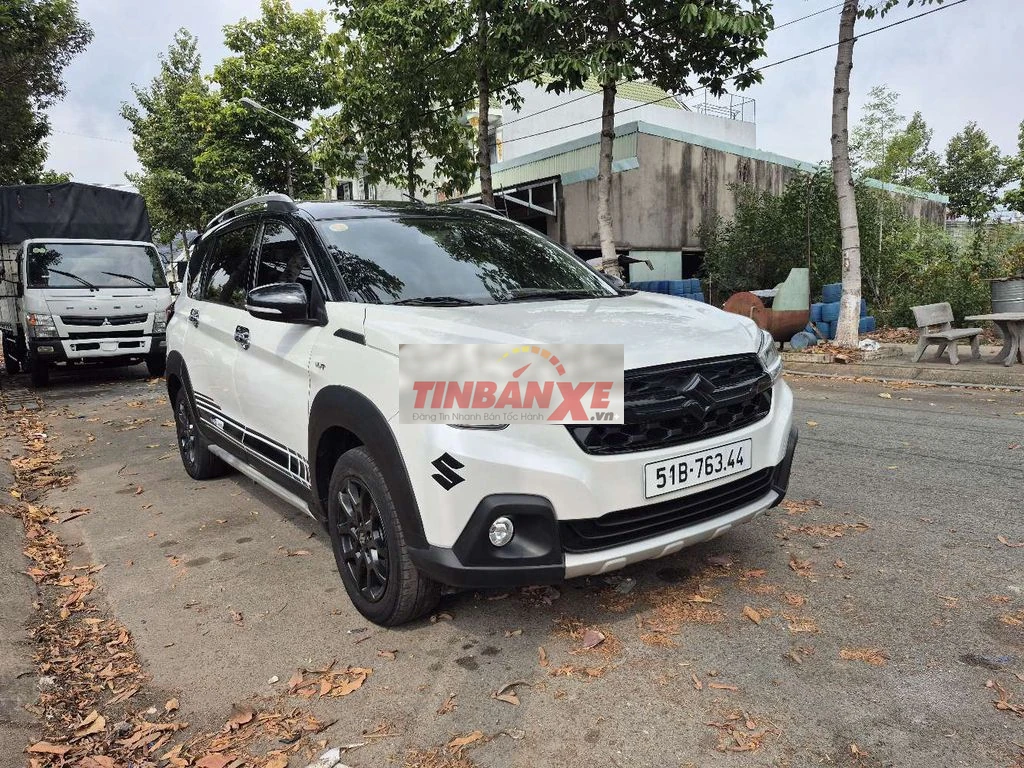 Suzuki XL7 2024 Hybrid Trắng. chạy 50000km .9 chủ