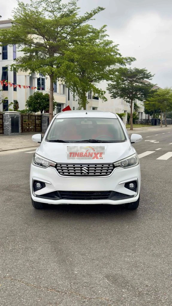 Suzuki Ertiga 2019 số tự động, nhập indo, lợi xăng