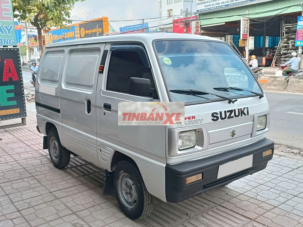 Suzuki Carry Van 2016 màu trắng 580kg