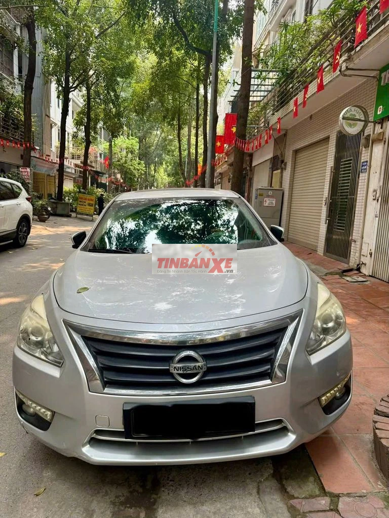 Nissan Teana 2.5SL 2013 Bạc - 70000 km