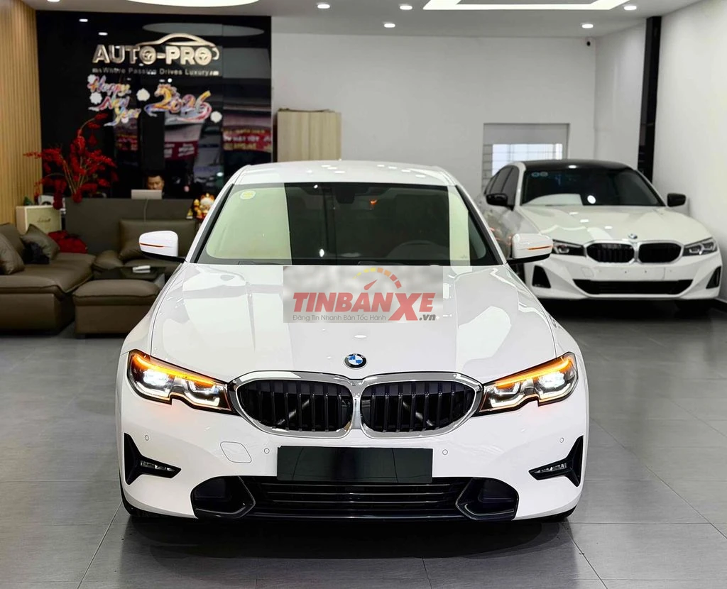 BMW 330i Sportline 2019 Trắng 40.000km