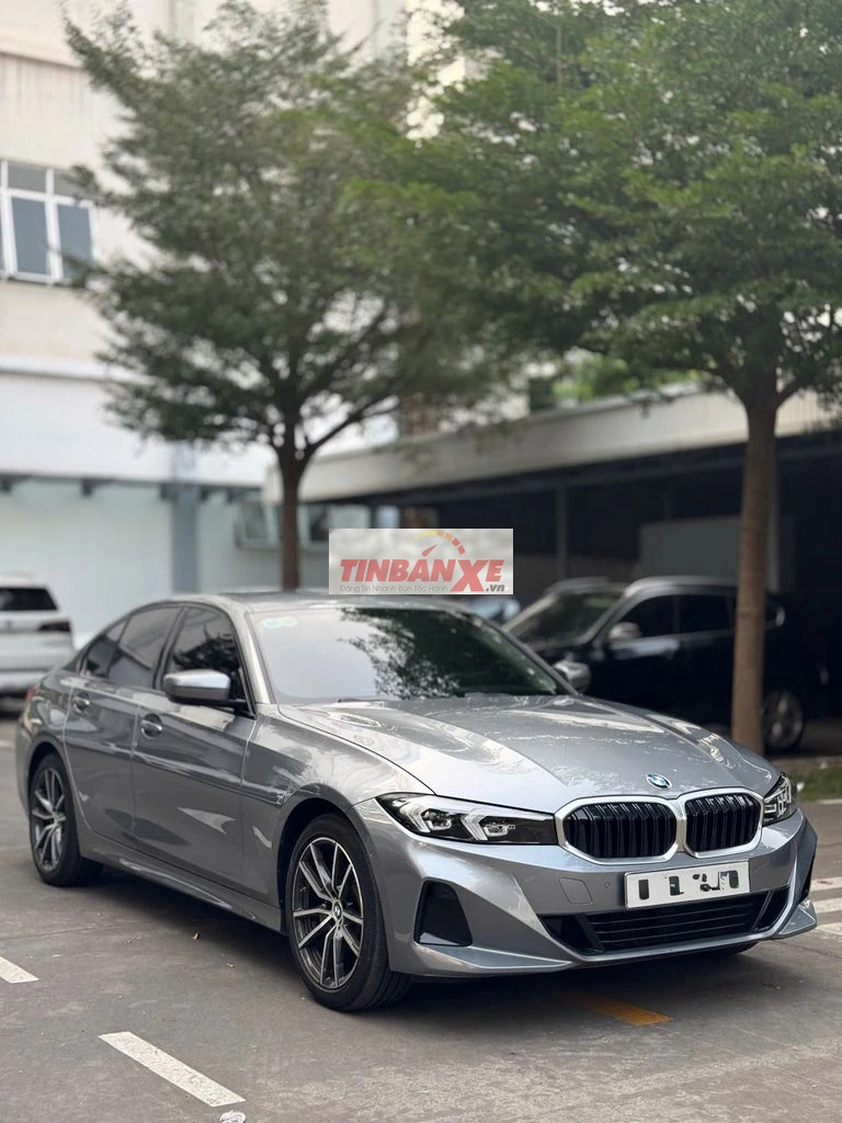Xe qsd BMW 320i sport line lci 7/2023