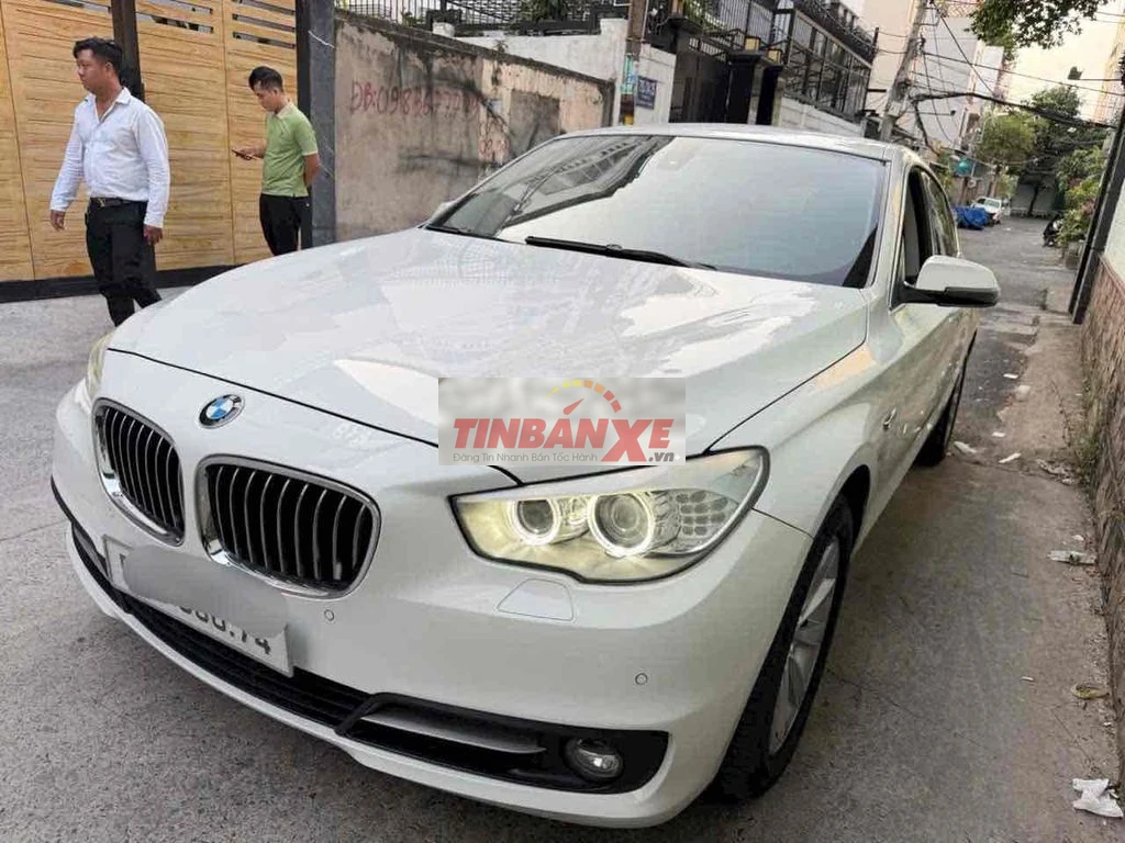 BMW 528i GT 2016 Trắng 70000 km