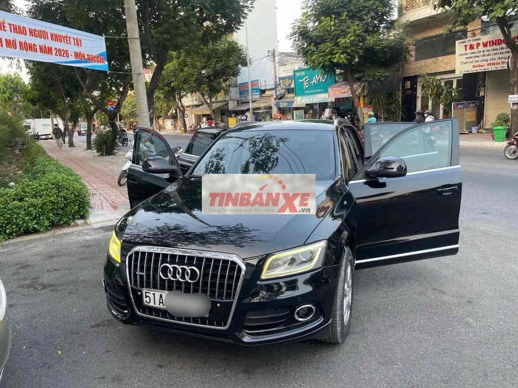 Audi Q5 màu Đen