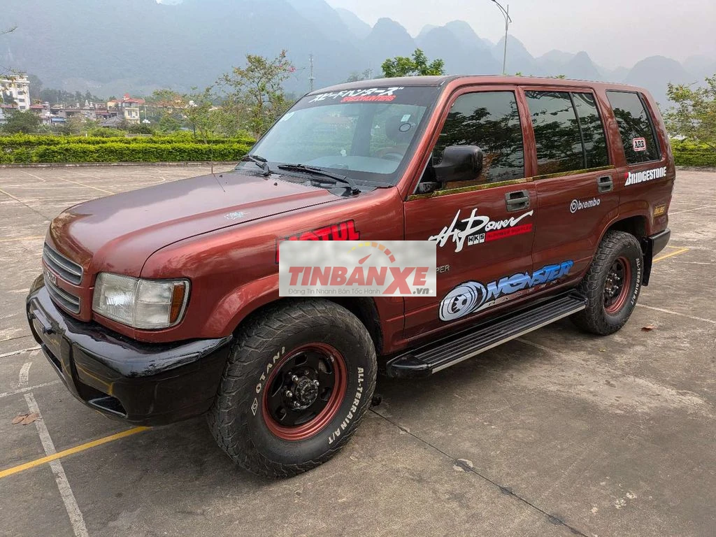 Isuzu Trooper Nâu đỏ 5 chỗ
