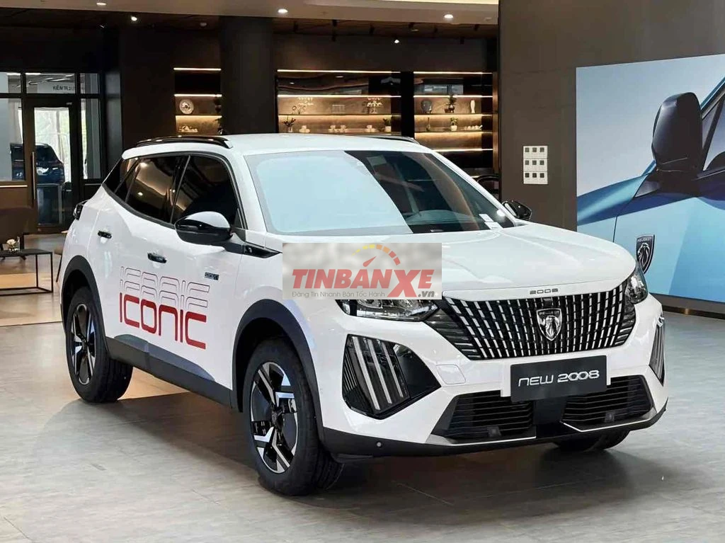 New Peugeot 2008 iconic