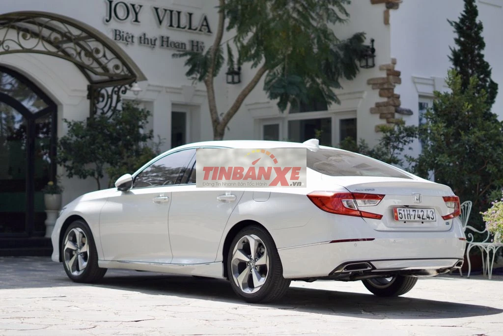 Honda Accord 2020 Trắng 80.000km