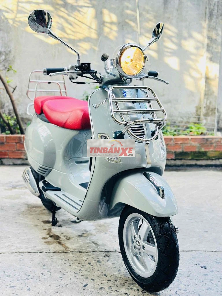 Piaggio Vespa LXV 125CC 2014 Vàng