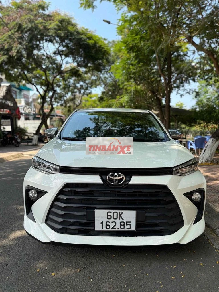 Toyota Avanza Premio 2022 MT- 69000 km
