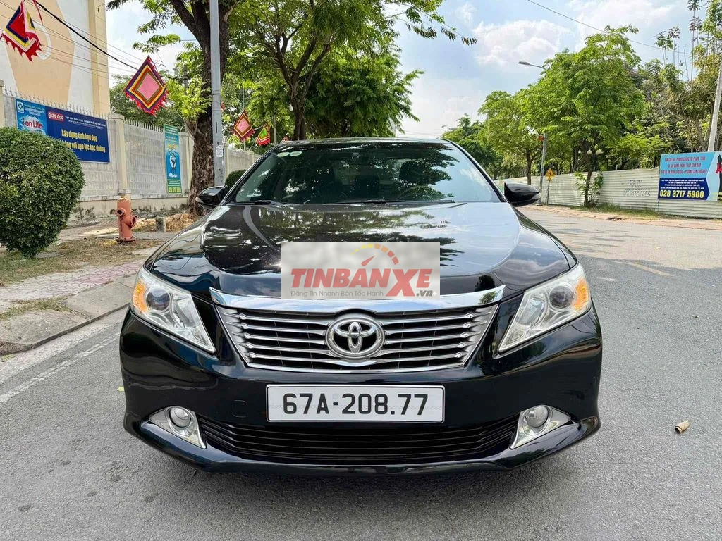 Toyota Camry 2.5Q 2013 120.000 Km Đen